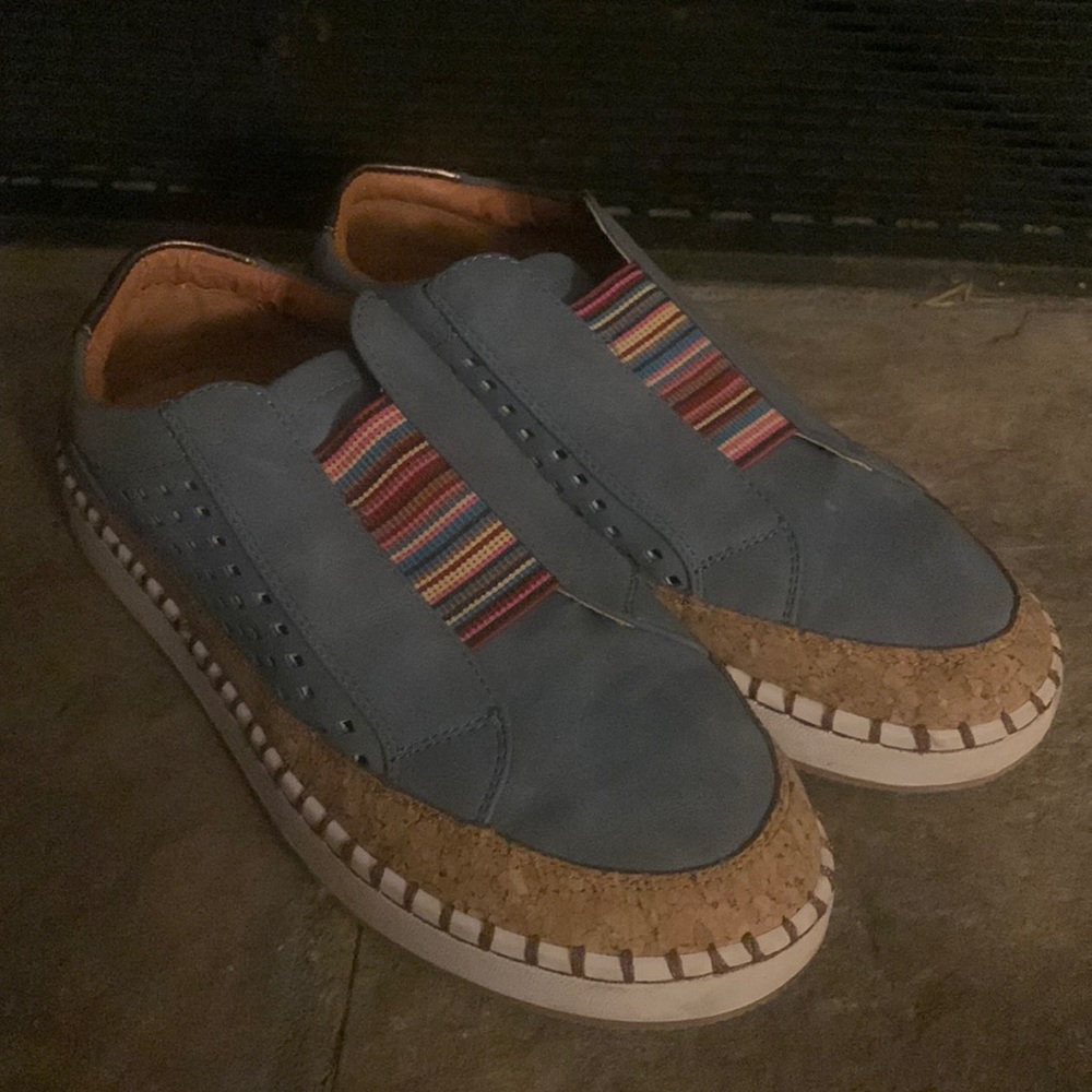 Casual Laceless Sneakers